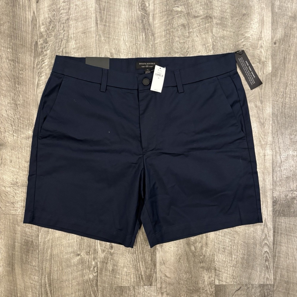 NWT Banana Republic Shorts Men's 35 Navy Blue Core Temp 7" Performance Tech Golf